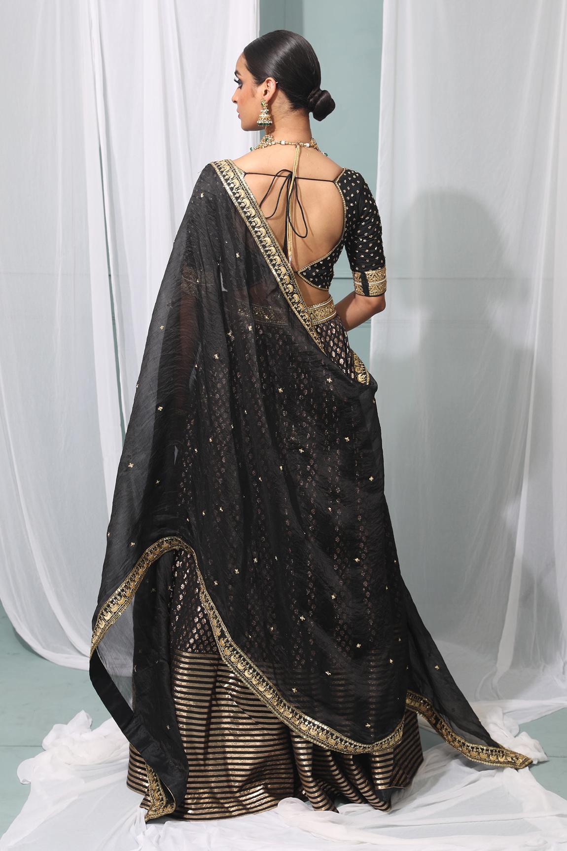 Pin by Suchita on Langa | Lehenga designs simple, Lehenga saree design, Blouse  designs silk