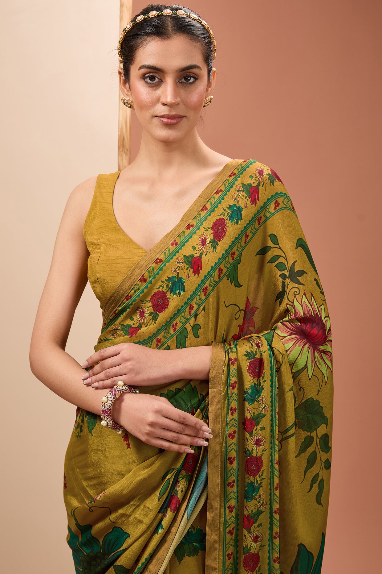 Yellow Viscose Chinon Digital Print Floral V Neck Saree With Blouse For Women