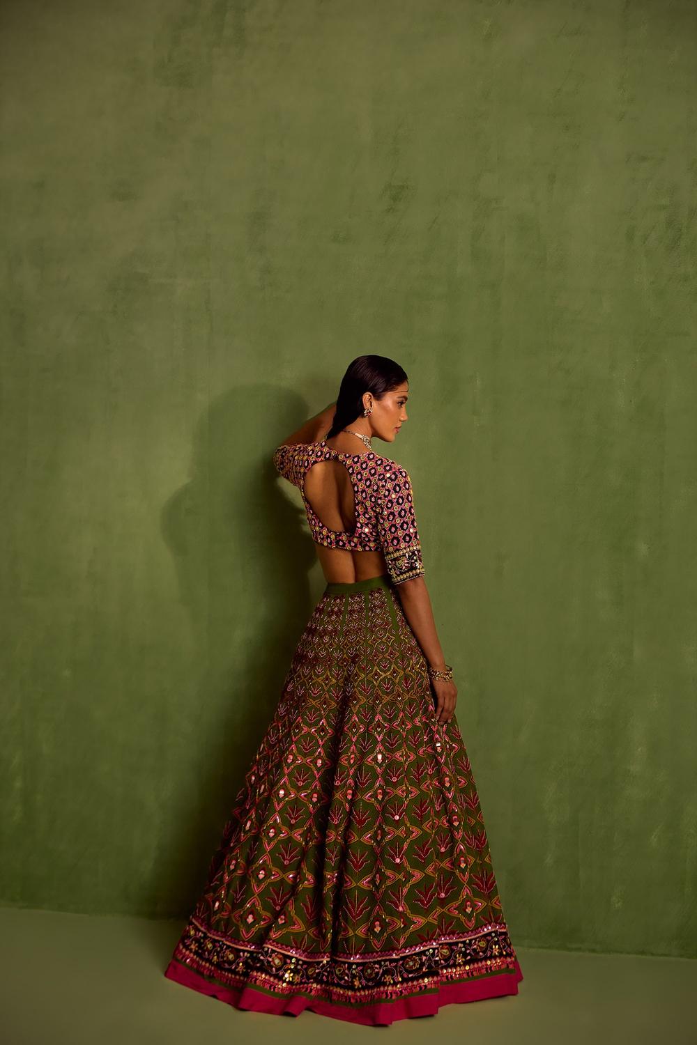 Green Viscose Raw Silk Print Quatrefoil Plunging V Hand Embroidered Lehenga Set