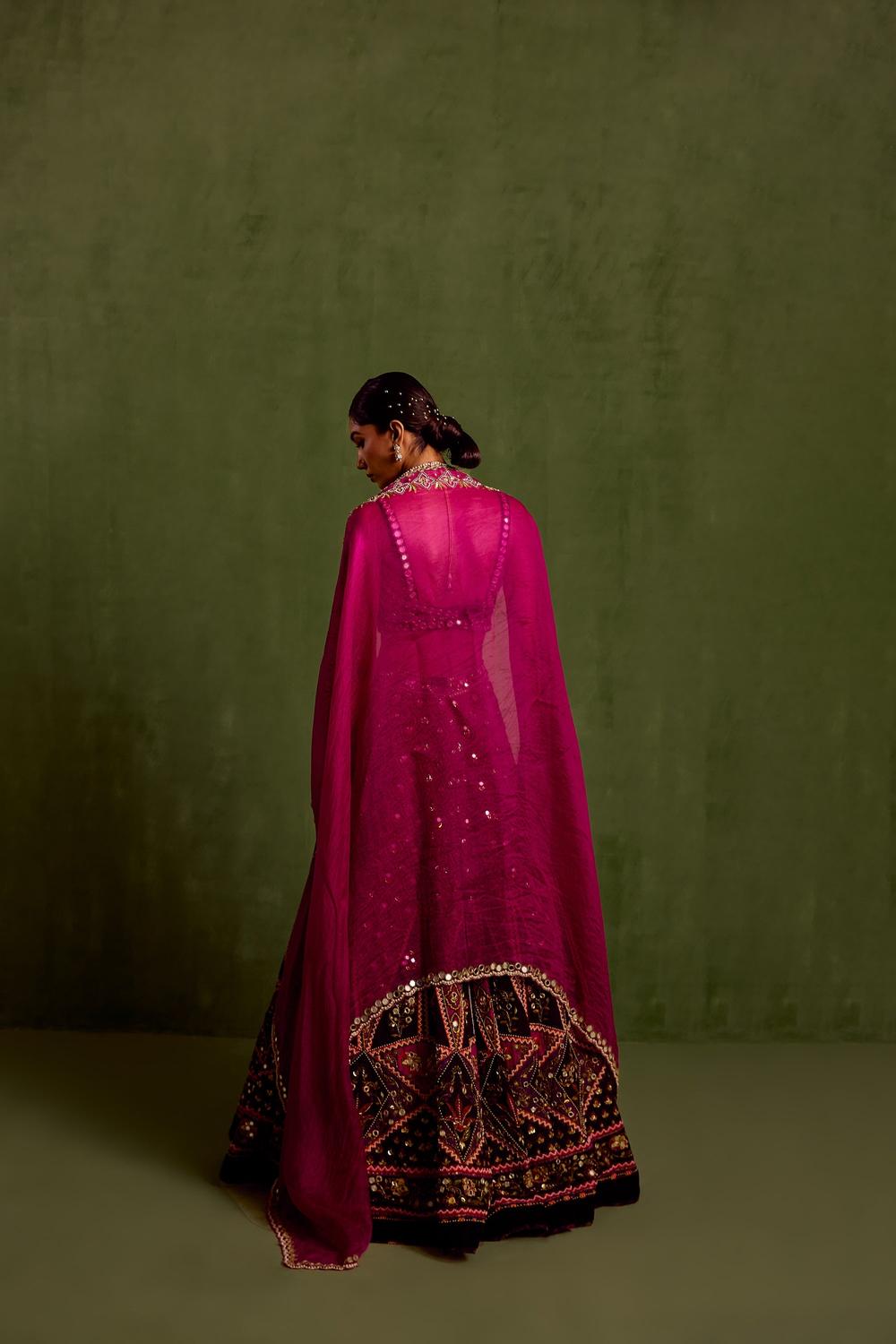 Magenta Viscose Raw Silk Print Quatrefoil Sweetheart Neck Lehenga And Blouse Set