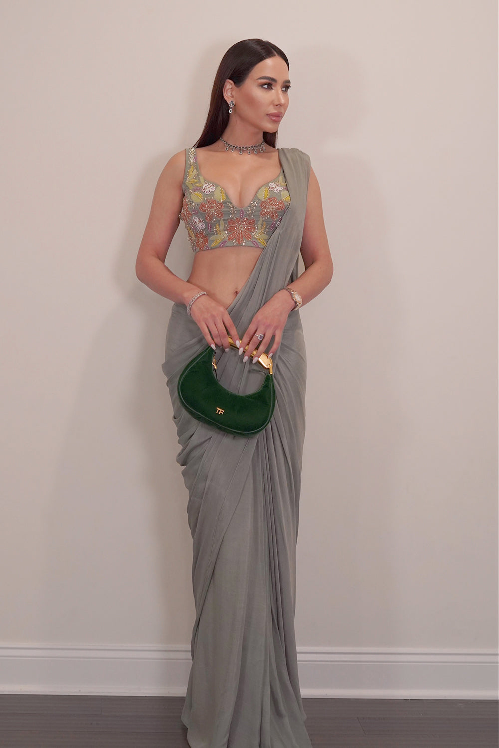 Nikki Khanna in Green Chiffon, Crepe, Linen Solid Pre Draped Saree With Embroidered Blouse