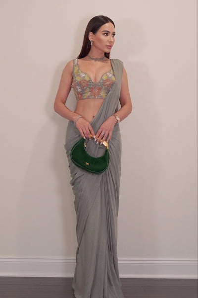 Nikki Khanna in Green Chiffon, Crepe, Linen Solid Pre Draped Saree With Embroidered Blouse