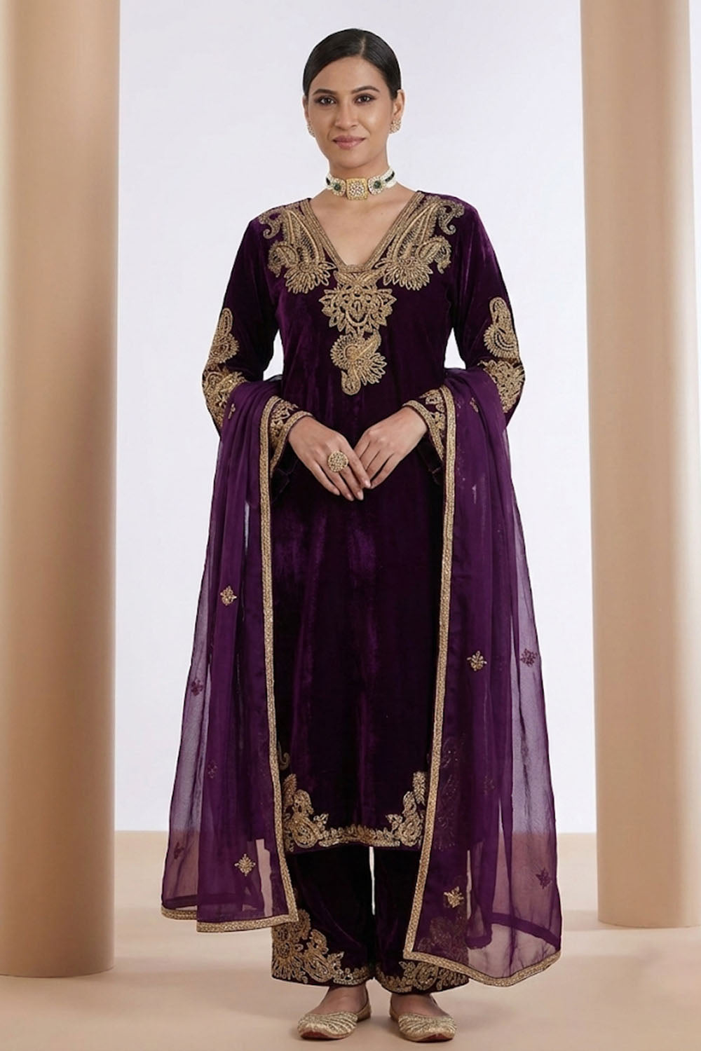 Purple Embroidered Kurta Set with Organza Dupatta